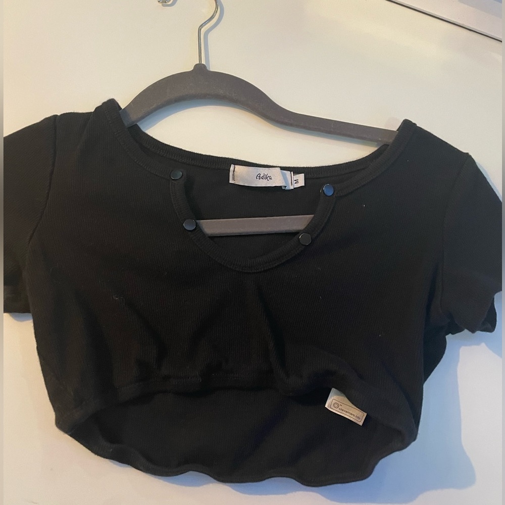 adika crop top